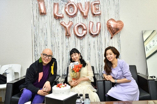 KBS 1TV '이웃집 찰스'로 복귀한 방송인 사유리[KBS 제공]